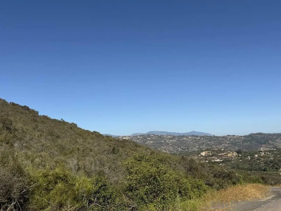 2477 Lookout Mountain Road, Unit 1025710200 Fallbrook, CA 92028 - Photo 3 of 3 Gallery Image 3