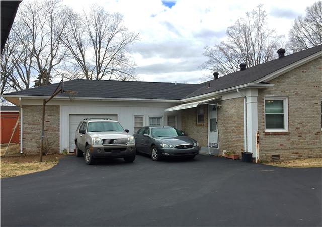 115 Debus Street Lawrenceburg, TN 38464 - Photo 14 of 15 Storage building