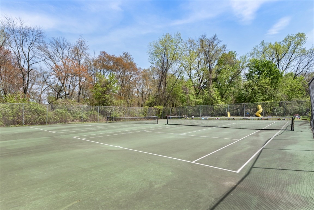 28 Westgate Road, Unit 3 Chestnut Hill, MA 02467 - Photo 4 of 19 Gallery Image 4