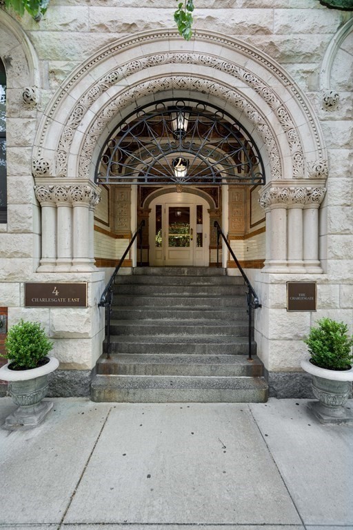 4 Charlesgate East, Unit 201 Boston, MA 02215 - Photo 26 of 32 a view of a entrance of the building