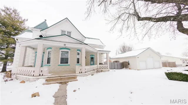 $256,500 | 111 West Madison Avenue, Owensville, MO 65066