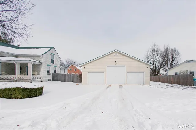 $256,500 | 111 West Madison Avenue, Owensville, MO 65066