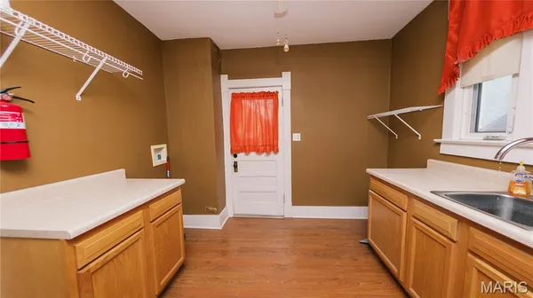 $253,000 | 111 West Madison Avenue, Owensville, MO 65066