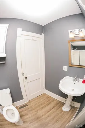 $253,000 | 111 West Madison Avenue, Owensville, MO 65066