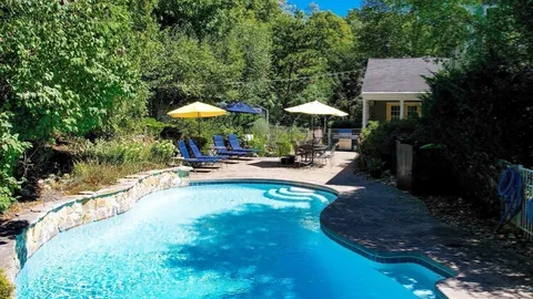 $1,195,000 | 17 Topsfield Road, Wenham, MA 01984
