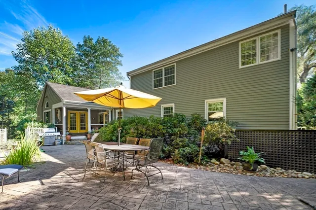 $1,195,000 | 17 Topsfield Road, Wenham, MA 01984