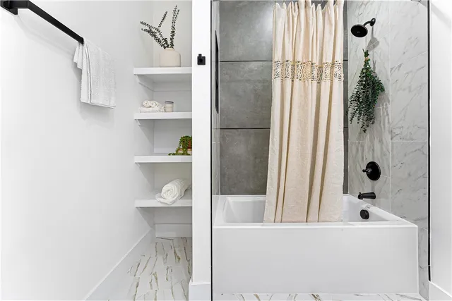 $452,900 | 2925 Old Greenville Highway, Central, SC 29630