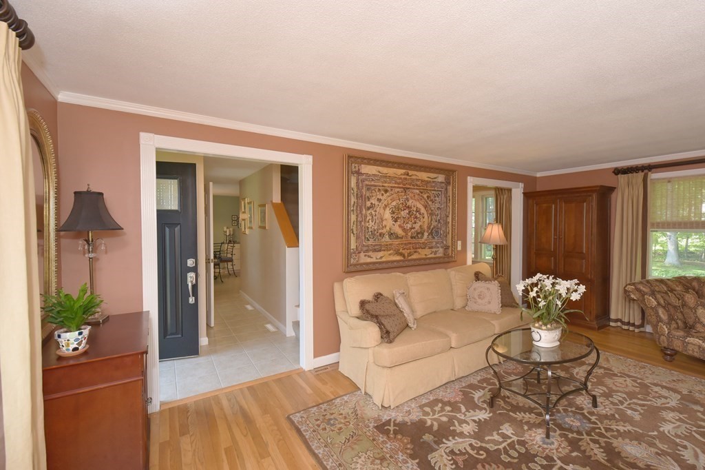 10 Elizabeth Road Milford, MA 01757 - Photo 15 of 42 Gallery Image 15
