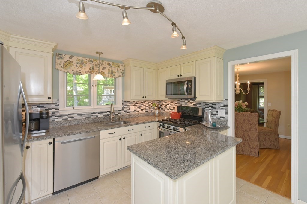 10 Elizabeth Road Milford, MA 01757 - Photo 19 of 42 Gallery Image 19