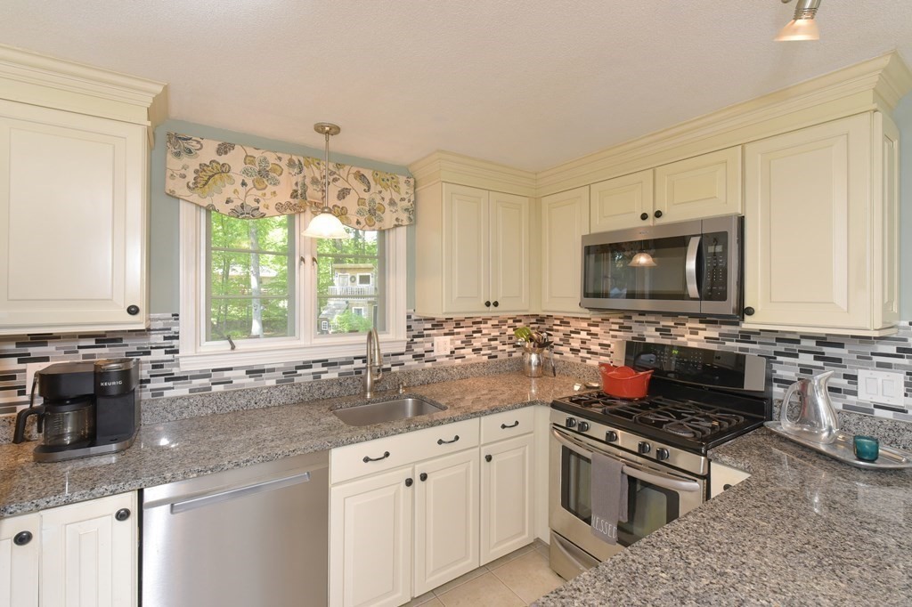 10 Elizabeth Road Milford, MA 01757 - Photo 20 of 42 Gallery Image 20