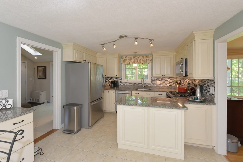10 Elizabeth Road Milford, MA 01757 - Photo 21 of 42 Gallery Image 21
