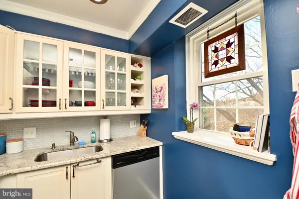 $2,450 | 3080 South Abingdon Street, Unit C2, Arlington, VA 22206