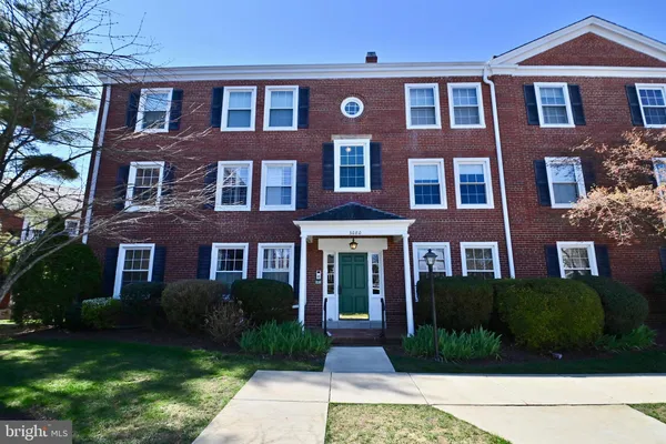 $2,450 | 3080 South Abingdon Street, Unit C2, Arlington, VA 22206