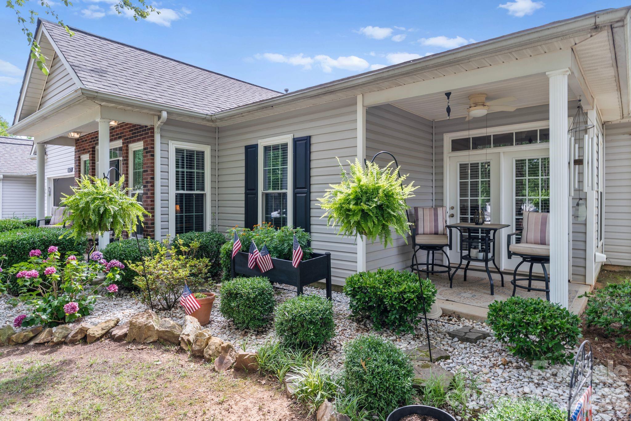 16627 Timber Crossing Road Charlotte, NC 28213 - Photo 4 of 31