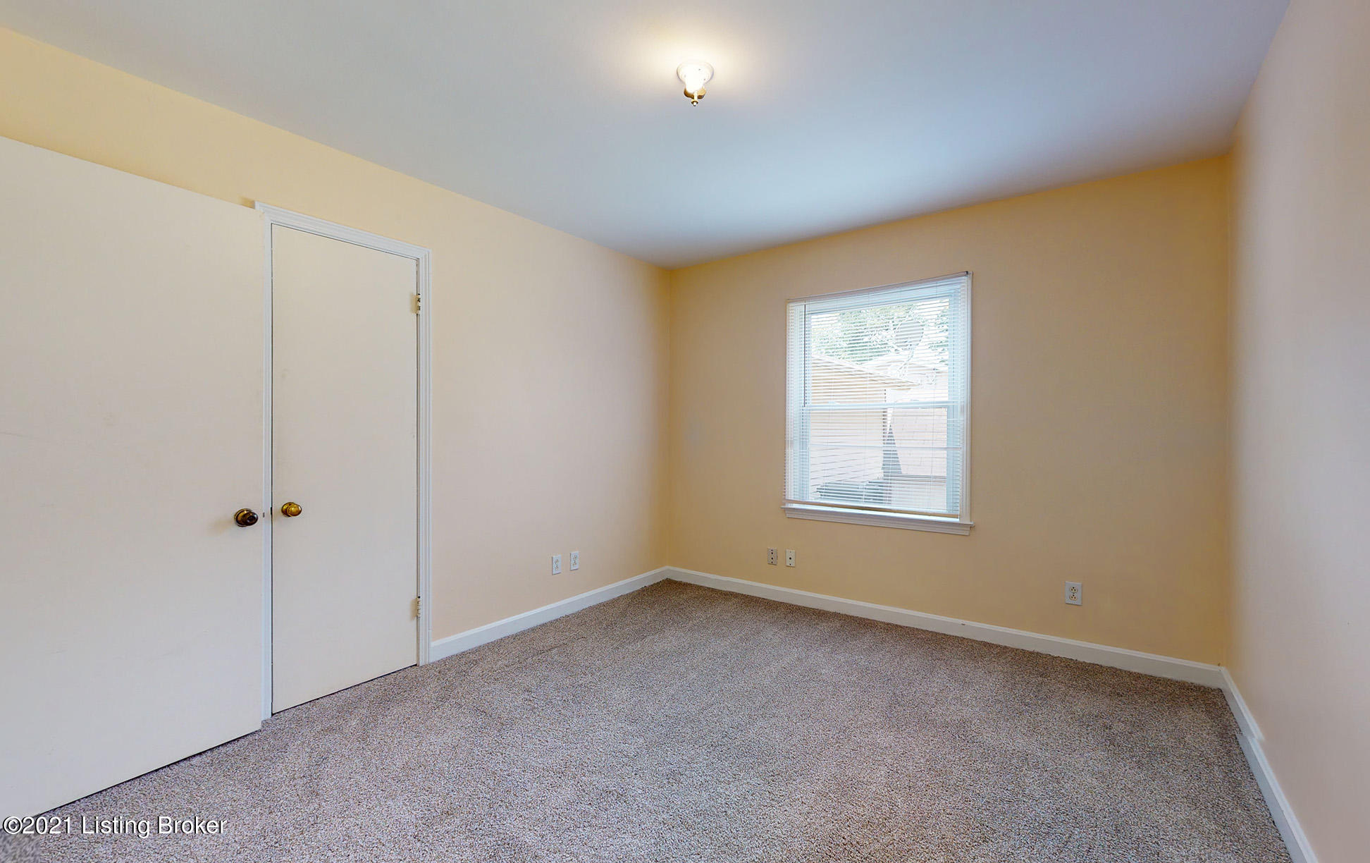 5409 Rural Way Louisville, KY 40218 - Photo 23 of 32 5409-Rural-Way-20210805-025
