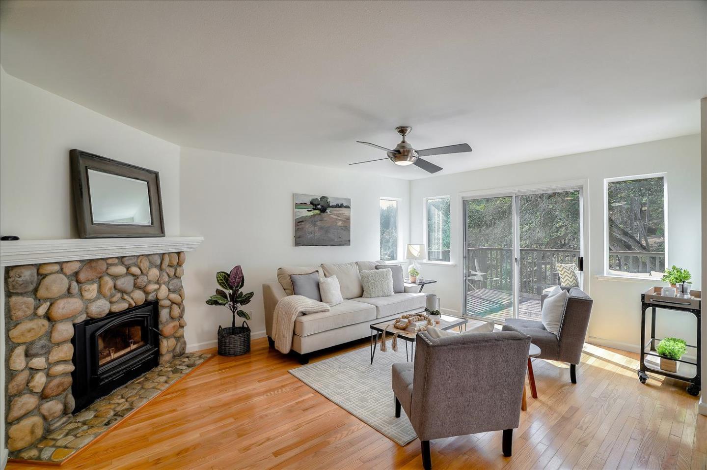 345 Paradise Road Salinas, CA 93907 - Photo 9 of 59 Gallery Image 9