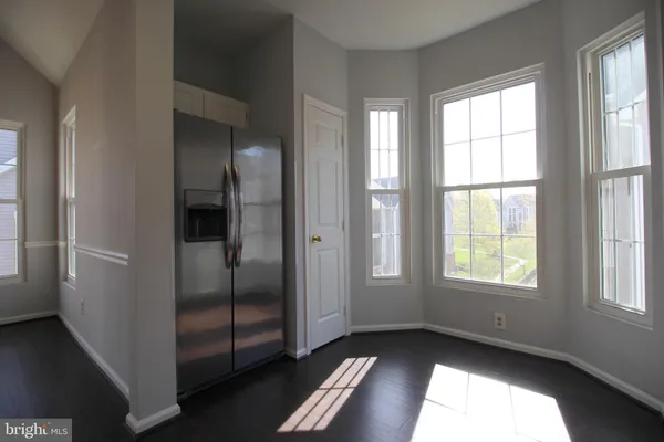 $2,950 | 46598 Drysdale Terrace, Unit 303, Sterling, VA 20165