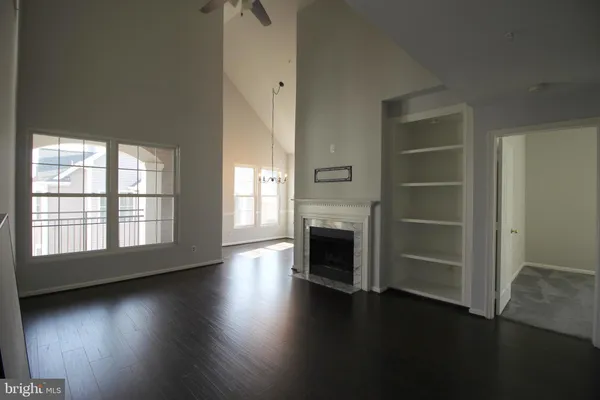 $2,950 | 46598 Drysdale Terrace, Unit 303, Sterling, VA 20165