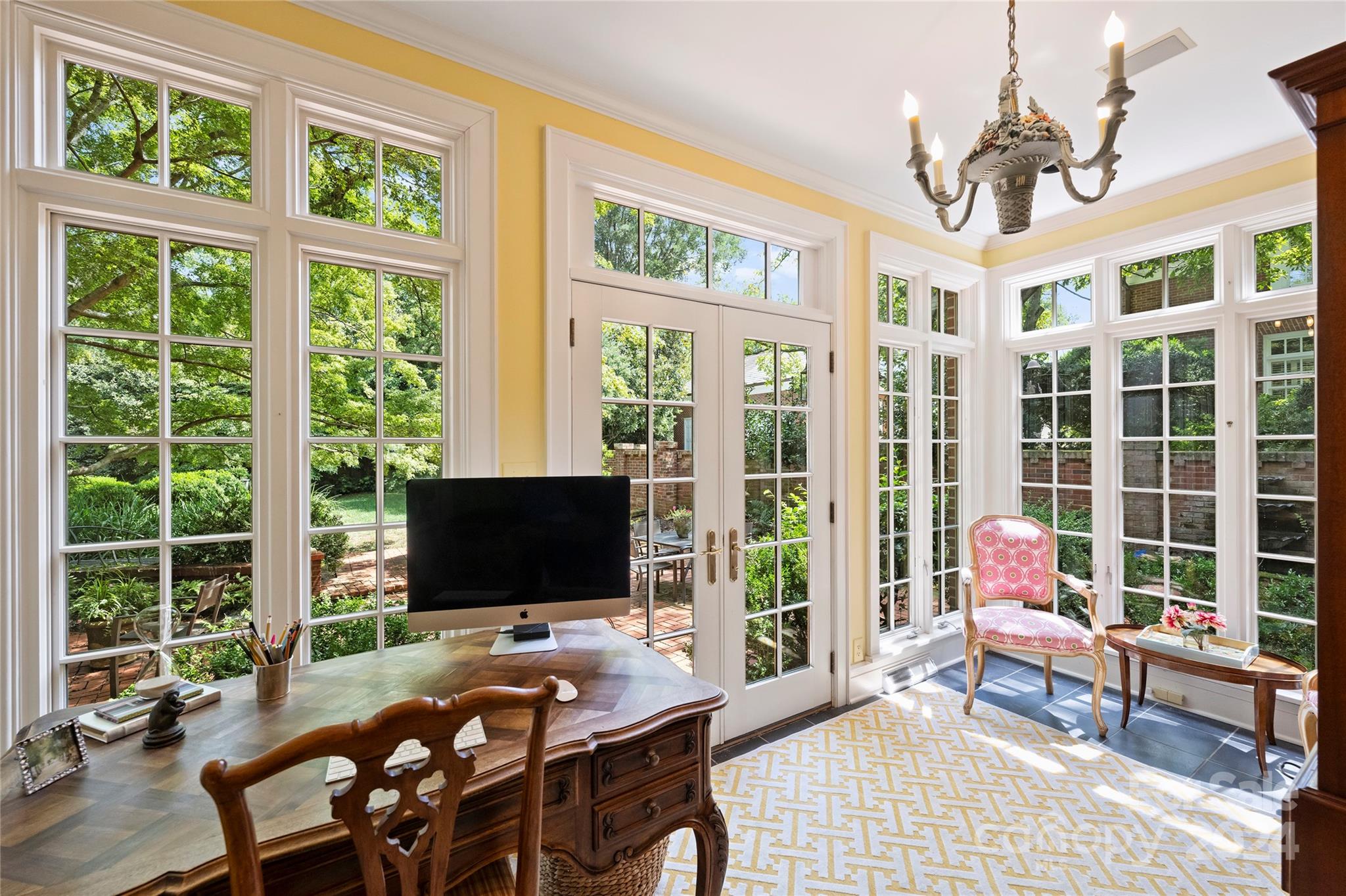631 Colville Road Charlotte, NC 28207 - Photo 8 of 44 Gallery Image 8