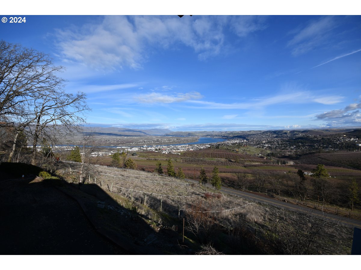 4675 Cherry Heights Road The Dalles, OR 97058 - Photo 18 of 24 Gallery Image 18