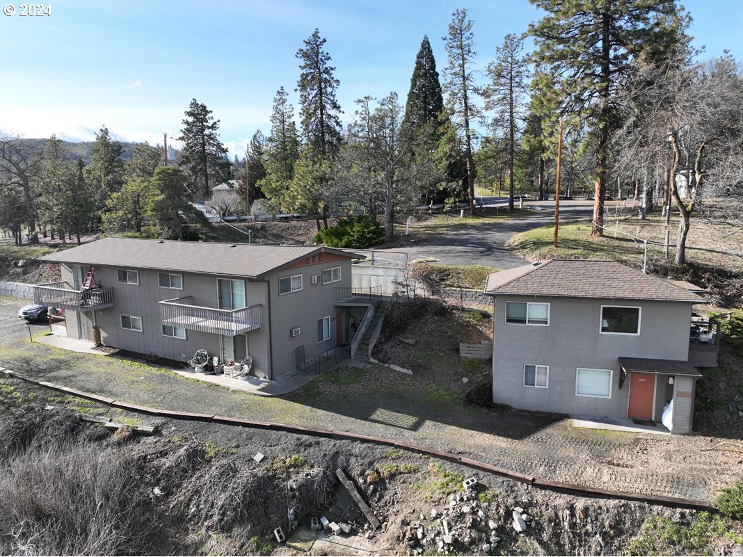 4675 Cherry Heights Road The Dalles, OR 97058 - Photo 2 of 24 Gallery Image 2