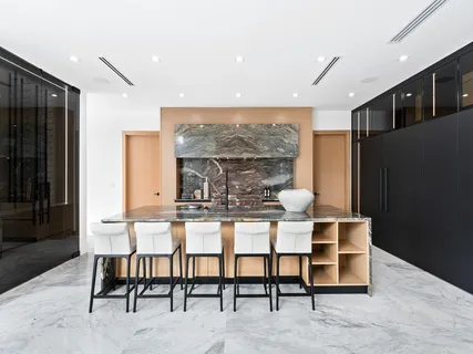 $10,200,000 | 111 Fiesta Way, Fort Lauderdale, FL 33301