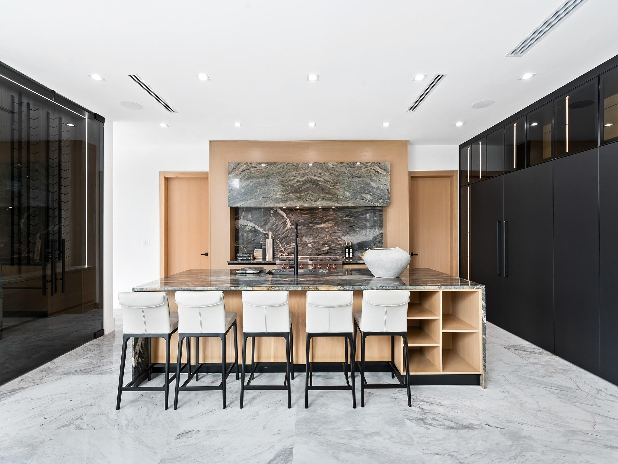 111 Fiesta Way Fort Lauderdale, FL 33301 - Photo 17 of 86 Photo 17