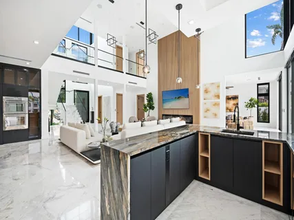 $10,200,000 | 111 Fiesta Way, Fort Lauderdale, FL 33301