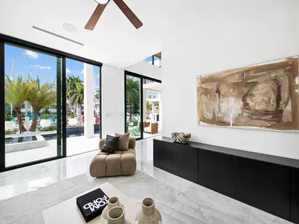 $10,200,000 | 111 Fiesta Way, Fort Lauderdale, FL 33301