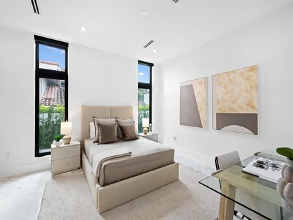 $10,200,000 | 111 Fiesta Way, Fort Lauderdale, FL 33301