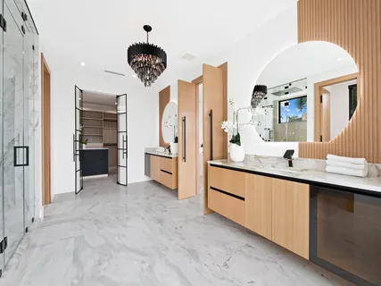 $10,200,000 | 111 Fiesta Way, Fort Lauderdale, FL 33301