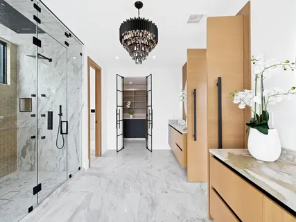 $10,200,000 | 111 Fiesta Way, Fort Lauderdale, FL 33301