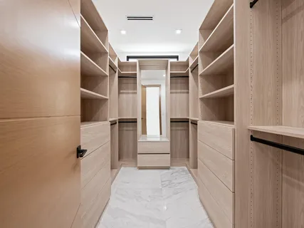 $10,200,000 | 111 Fiesta Way, Fort Lauderdale, FL 33301