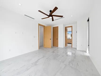 $10,200,000 | 111 Fiesta Way, Fort Lauderdale, FL 33301