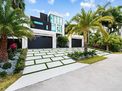 $10,200,000 | 111 Fiesta Way, Fort Lauderdale, FL 33301