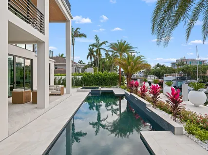 $10,200,000 | 111 Fiesta Way, Fort Lauderdale, FL 33301