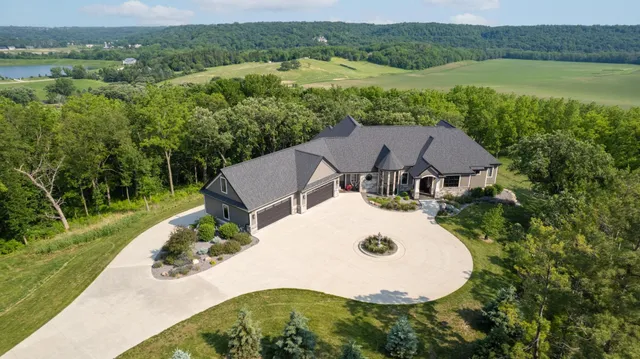 $2,495,000 | 1500 Weatherhill Ridge Court, Rochester, MN 55902