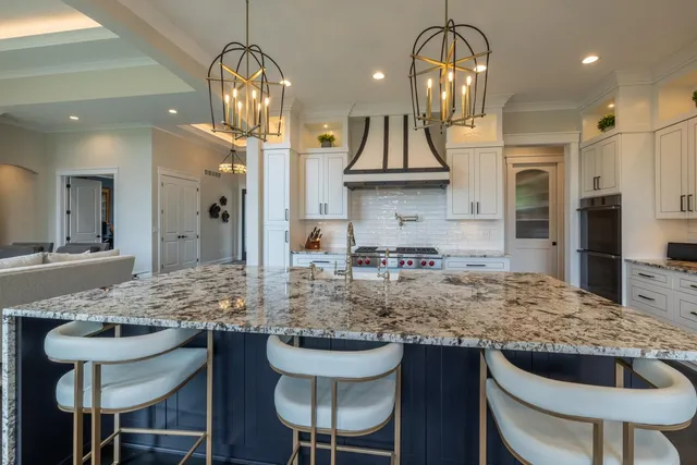 $2,495,000 | 1500 Weatherhill Ridge Court, Rochester, MN 55902