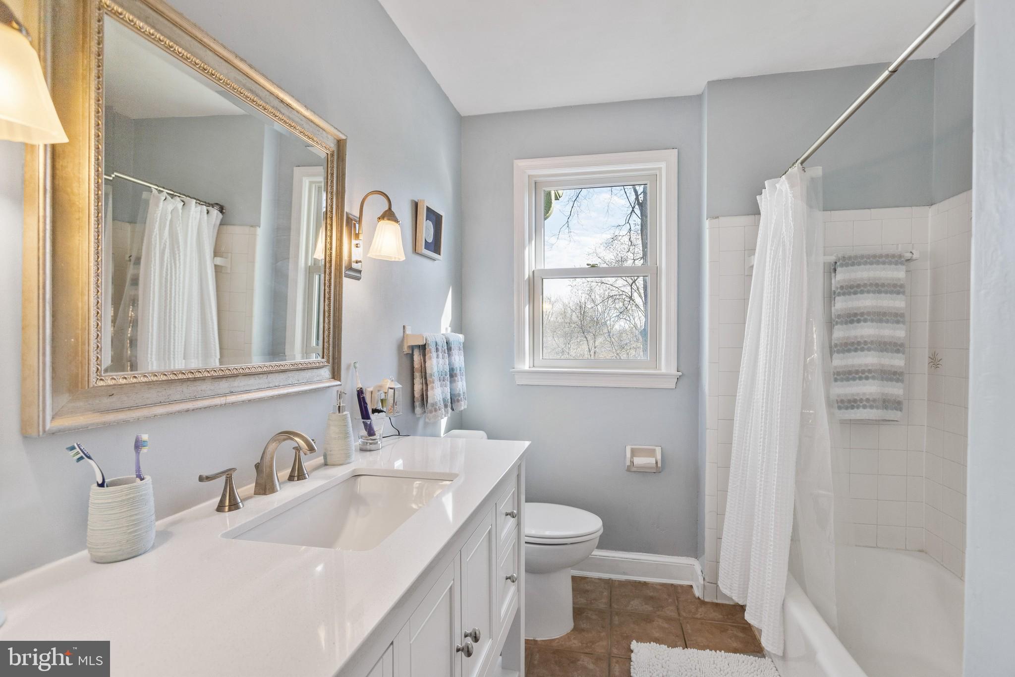 1918 Merrifields Drive Silver Spring, MD 20906 - Photo 33 of 56 Full bathroom off the hallway on the upper level