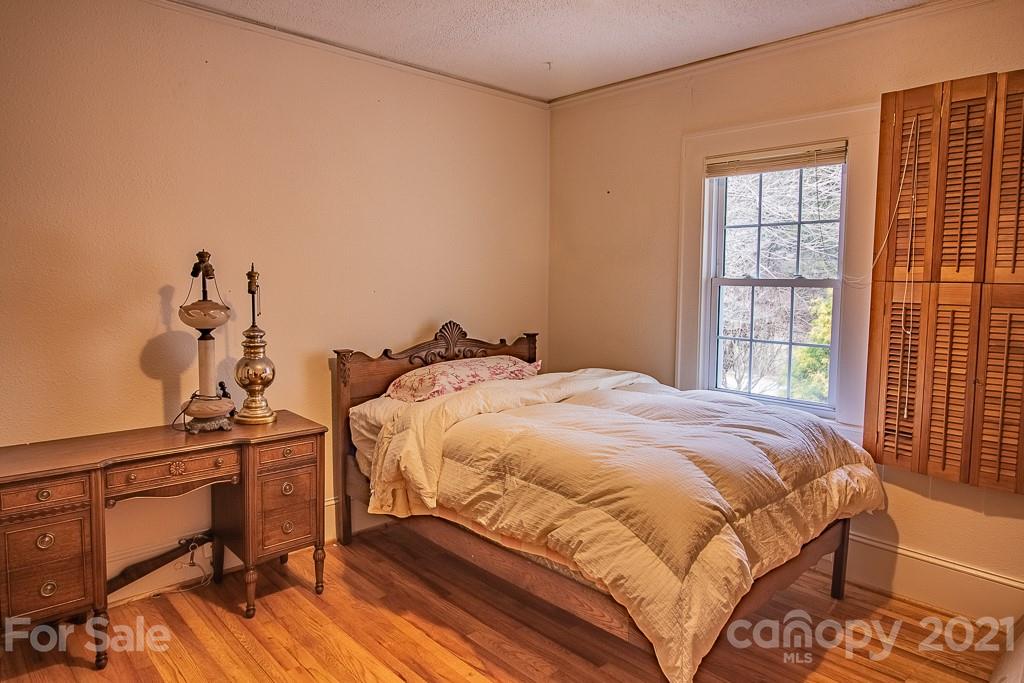 16 Old Bee Tree Road Swannanoa, NC 28778 - Photo 17 of 34 Gallery Image 17