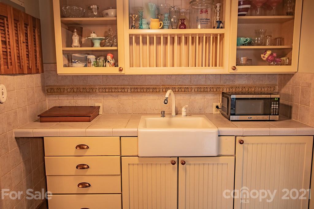 16 Old Bee Tree Road Swannanoa, NC 28778 - Photo 26 of 34 Gallery Image 26