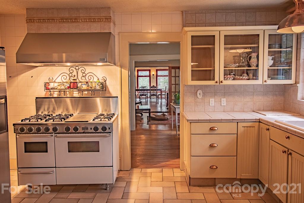 16 Old Bee Tree Road Swannanoa, NC 28778 - Photo 27 of 34 Gallery Image 27