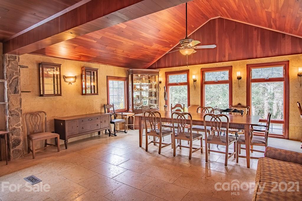16 Old Bee Tree Road Swannanoa, NC 28778 - Photo 8 of 34 Gallery Image 8