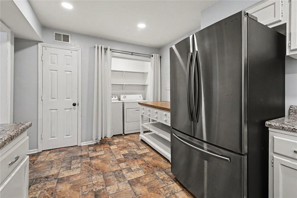 1104 Moorestown Circle Decatur, GA 30033 - Photo 17 of 38 Gallery Image 17
