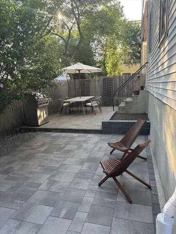 $4,700 | 11 Silvey Place, Unit 1, Somerville, MA 02143