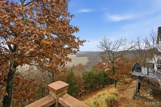 $535,000 | 624 Meramec View Drive, Eureka, MO 63025