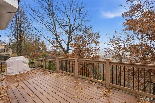 $525,000 | 624 Meramec View Drive, Eureka, MO 63025