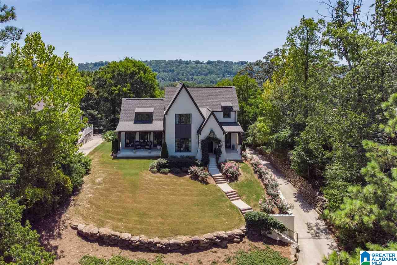 1447 Ridge Road Birmingham, AL 35209 - Photo 2 of 36