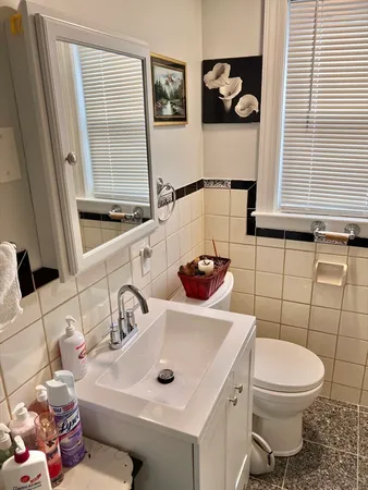 $3,600 | 470 Pleasant Street, Canton, MA 02021