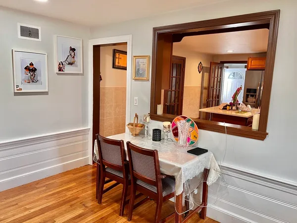 $3,600 | 470 Pleasant Street, Canton, MA 02021
